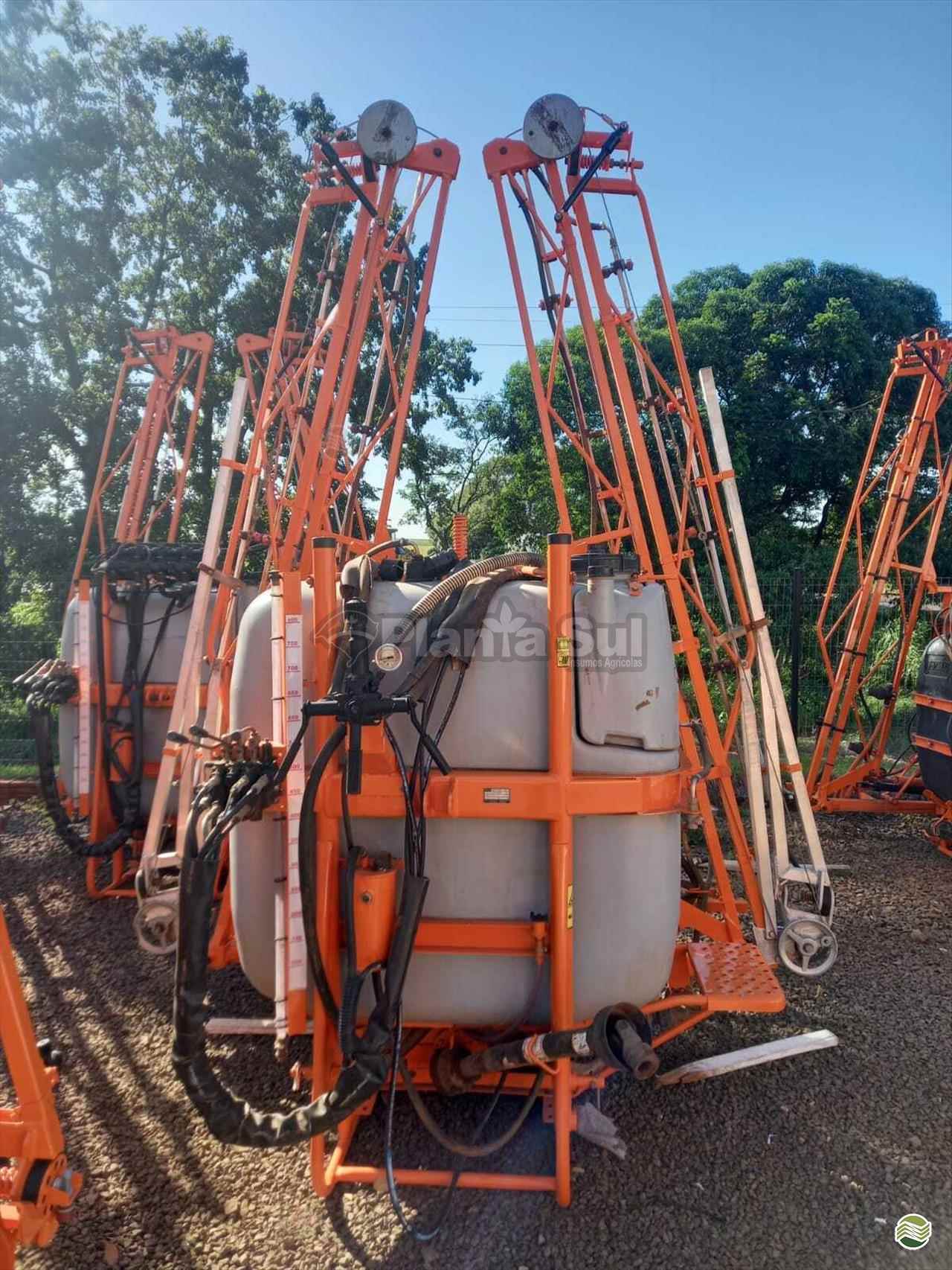 PULVERIZADOR JACTO CONDOR 800 AM18 Acoplado Hidráulico Planta Sul SEBERI RIO GRANDE DO SUL RS
